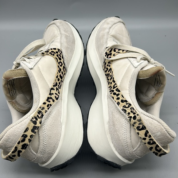 Nike // Waffle Debut Sneaker White leopard Print Sz 10 - Picture 5 of 8